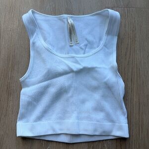 Aritzia Babaton White Ribbed Tank Top
